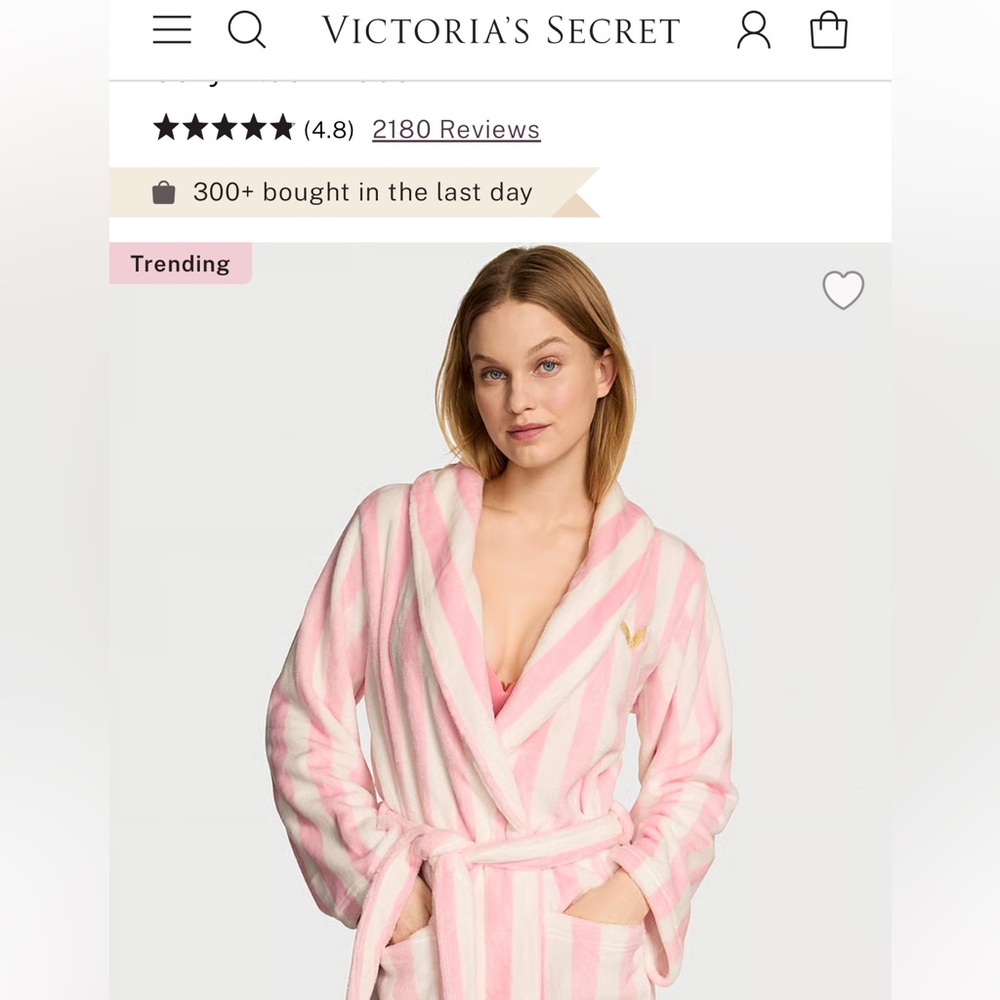 Victoria's Secret Soft Pink and White Robe NWT